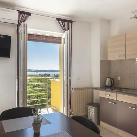 Two-bedroom In * Pomer