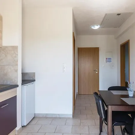Two-bedroom In Appartement Pomer