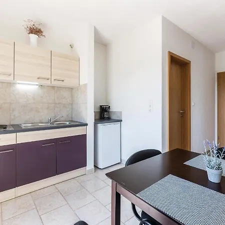 Two-bedroom In Appartement *